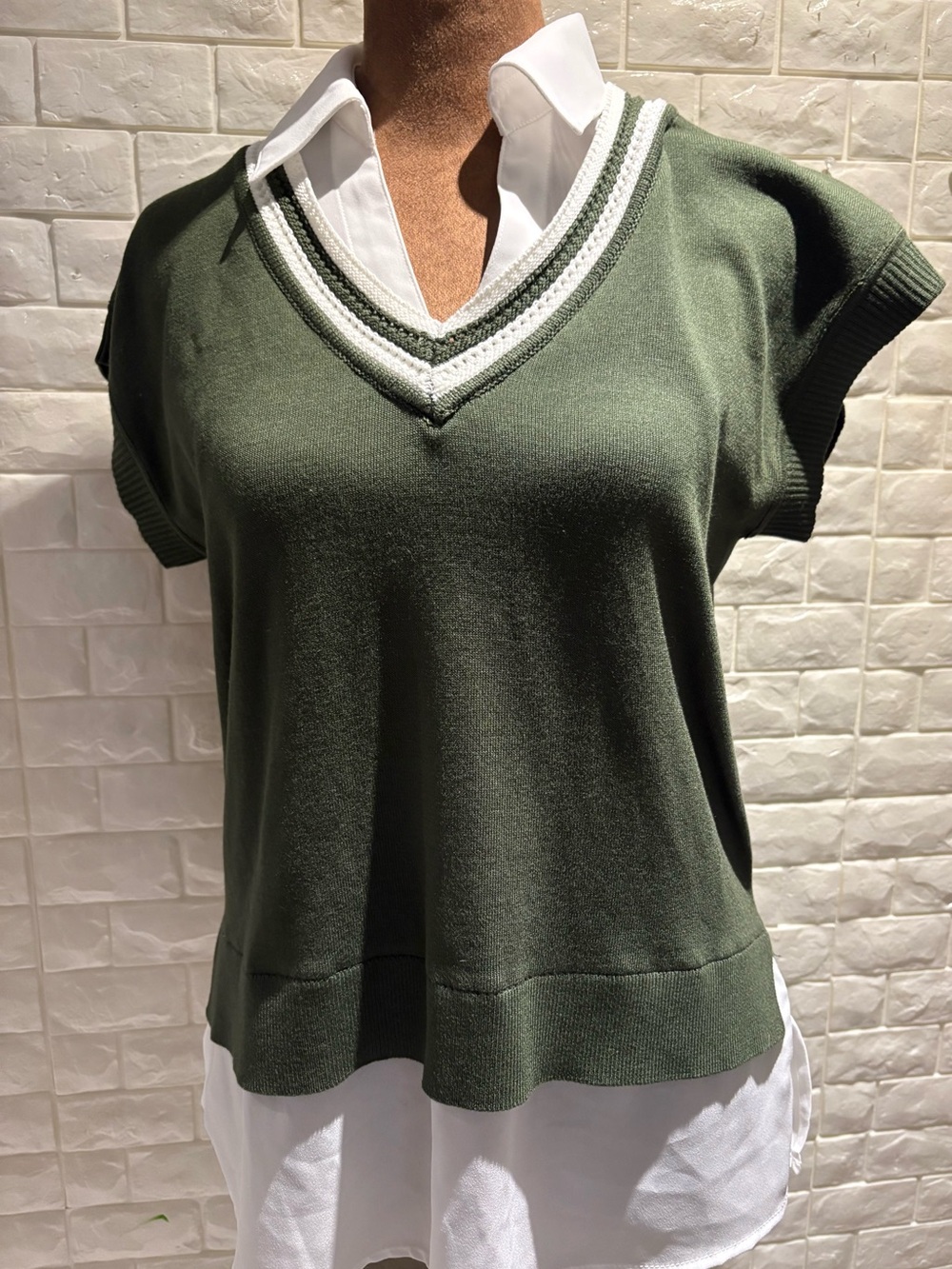 Olive Green Knit V-Neck Sleeveless Top